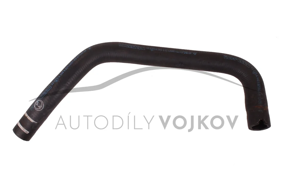 Hadice vody od plastové spojky k výměníku oleje v:27621