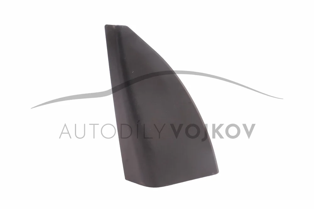 Kryt levých předních dveří v:57178