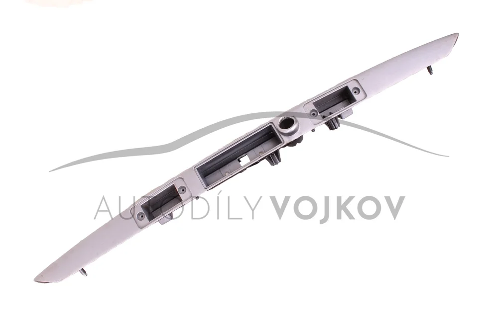 Zadní lišta pro osvětlení SPZ - 4E0827576D v:124457